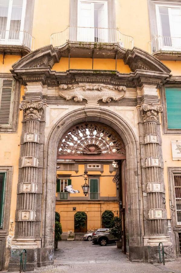 Suite Piazza del Gesù Naples Extérieur photo