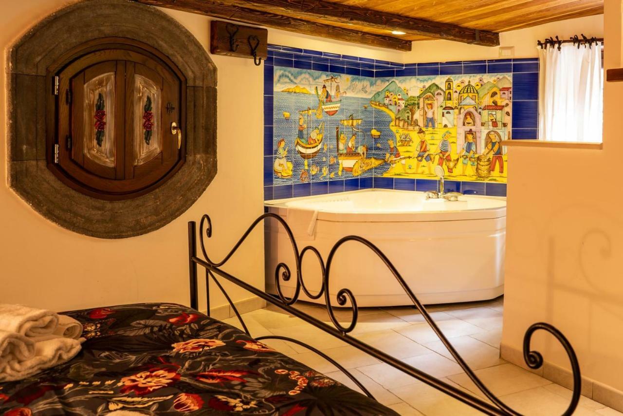 Suite Piazza del Gesù Naples Extérieur photo